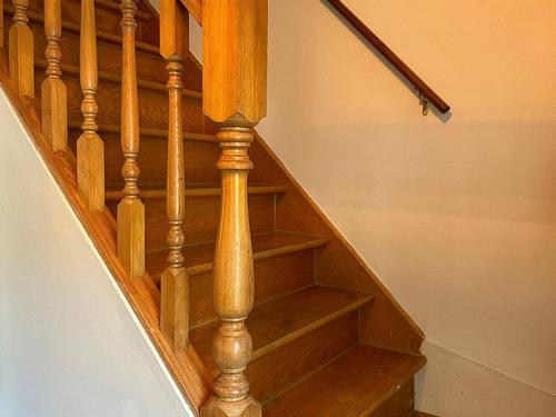 Escalier - 5-255 Rue Séraphin, Sainte-Adèle, QC - Indoor Photo Showing Other Room