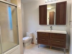 Ensuite bathroom - 