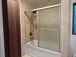 Ensuite bathroom - 