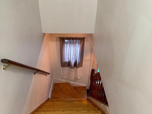 Escalier - 5-255 Rue Séraphin, Sainte-Adèle, QC - Indoor Photo Showing Other Room