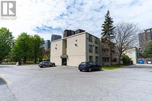 312 - 70 Old Sheppard Avenue, Toronto, ON - Outdoor
