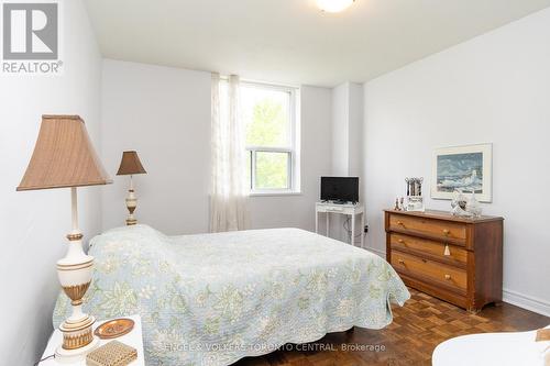 312 - 70 Old Sheppard Avenue, Toronto, ON - Indoor Photo Showing Bedroom
