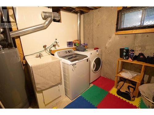 2307 Evergreen Street, Terrace, BC - Indoor Photo Showing Laundry Room