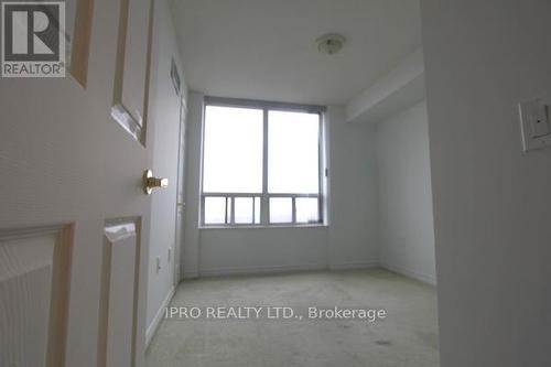 1502 - 55 Strathaven Drive, Mississauga, ON - Indoor Photo Showing Other Room
