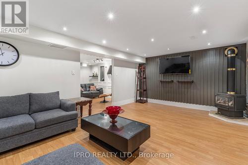 58 Princess Street, Orangeville, ON - Indoor Photo Showing Living Room