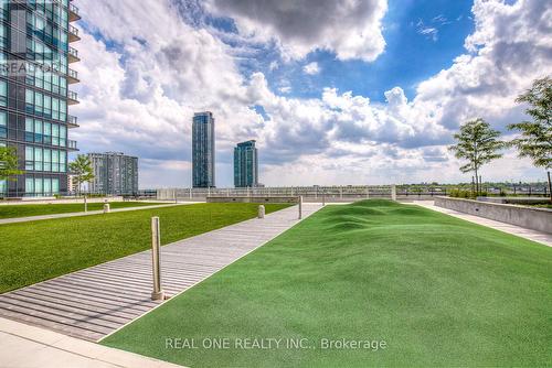 712 - 4011 Brickstone Mews, Mississauga, ON - Outdoor With View