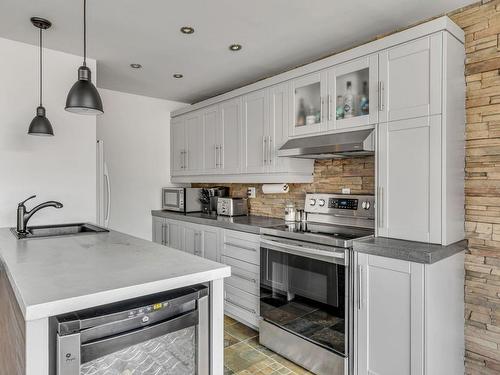 Kitchen - 1 Mtée Du Boisé, Stoneham-Et-Tewkesbury, QC - Indoor Photo Showing Kitchen