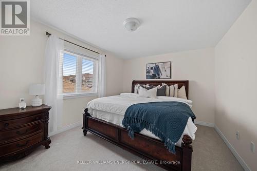 876 Black Cherry Drive, Oshawa, ON - Indoor Photo Showing Bedroom