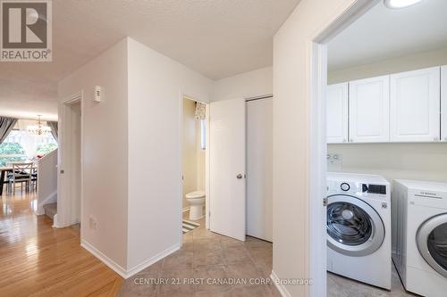 203 Emerald Road, London, ON - Indoor Photo Showing Laundry Room