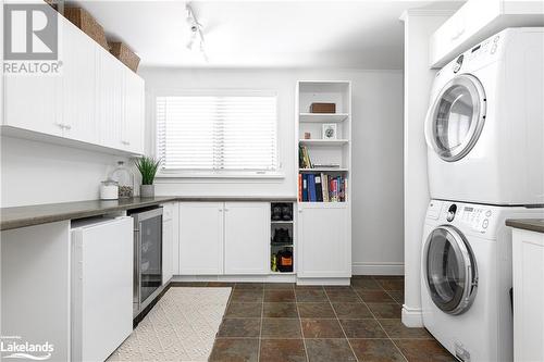 29 Westvale Drive, Bracebridge, ON - Indoor Photo Showing Laundry Room