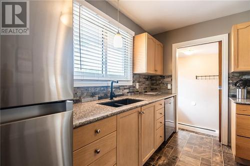 256 Clemow Avenue, Pembroke, ON - Indoor Photo Showing Kitchen With Double Sink
