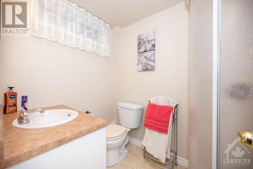 104 Ellis Avenue, Pembroke, ON - Indoor Photo Showing Bathroom