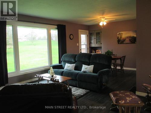 263 Victoria Street, Trent Hills (Campbellford), ON - Indoor Photo Showing Living Room