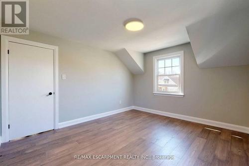 147 Garside Avenue S, Hamilton, ON - Indoor Photo Showing Other Room