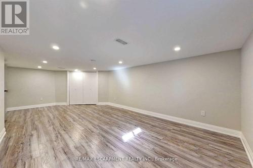 147 Garside Avenue S, Hamilton, ON - Indoor Photo Showing Kitchen With Double Sink