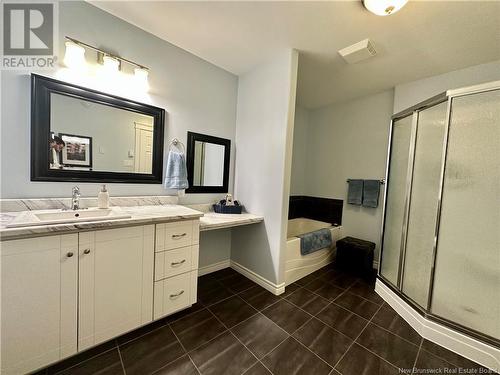 13 Pickard Street, Saint John, NB - Indoor Photo Showing Bathroom