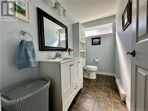 13 Pickard Street, Saint John, NB - Indoor Photo Showing Bathroom