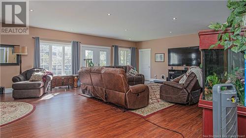 44 Anchorage Avenue, Saint John, NB - Indoor Photo Showing Living Room