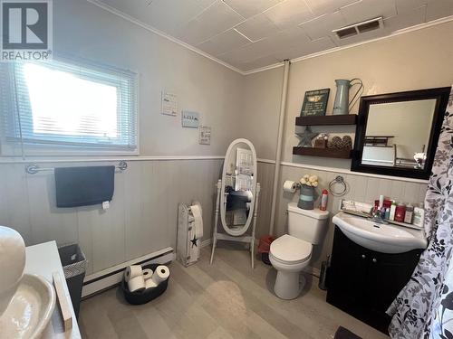 10 Rattles Road, Victoria, NL - Indoor Photo Showing Bathroom