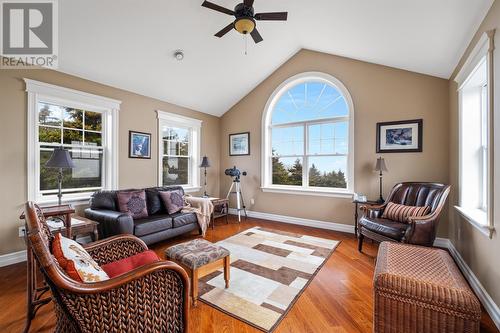 12 Uncle Jim'S Place, Flatrock, NL - Indoor Photo Showing Living Room