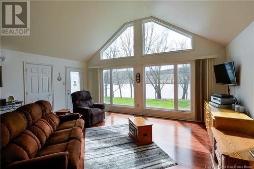 264 West Tennants Cove Road, Kars, NB - Indoor Photo Showing Living Room