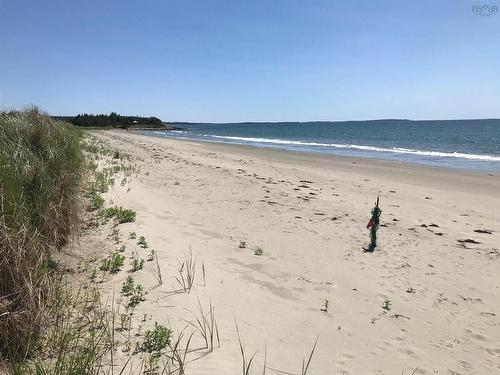 Soonul Lane, Clam Bay, NS 