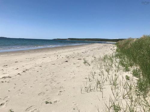 Soonul Lane, Clam Bay, NS 