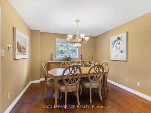 28 Gordon Rd, Tiny, ON - Indoor Photo Showing Dining Room