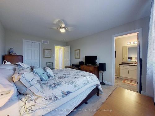 207 Eden Oak Tr, Kitchener, ON - Indoor Photo Showing Bedroom