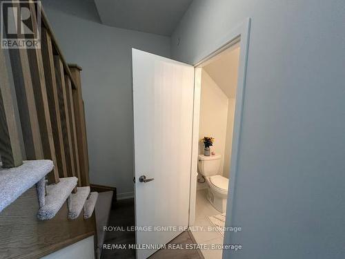 14 - 3409 Ridgeway Drive, Mississauga, ON - Indoor Photo Showing Bathroom