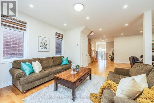 34 Point Reyes Terrace, Brampton, ON - Indoor Photo Showing Living Room