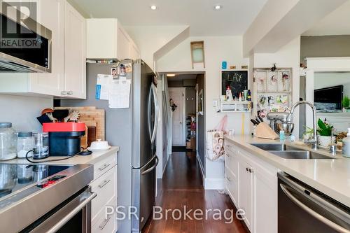 1034 Caven Street N, Mississauga, ON - Indoor Photo Showing Kitchen With Double Sink