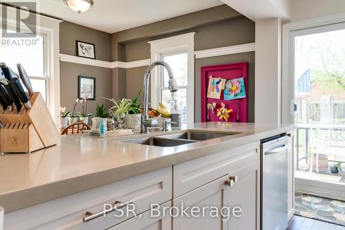 1034 Caven Street N, Mississauga, ON - Indoor Photo Showing Kitchen With Double Sink