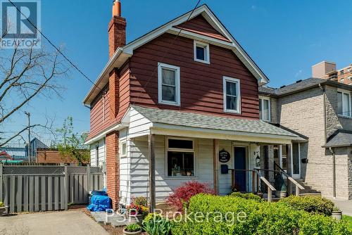 1034 Caven Street N, Mississauga, ON - Outdoor