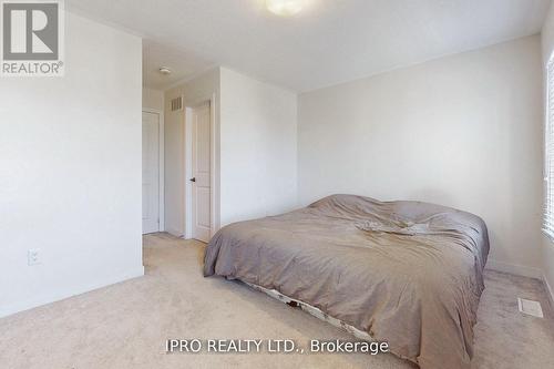 2614 Castlegate Crossing Circle, Pickering, ON - Indoor Photo Showing Bedroom