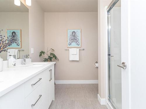 929 Blakeon Pl, Langford, BC - Indoor Photo Showing Bathroom