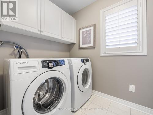110 White Spruce Crescent, Vaughan, ON - Indoor Photo Showing Laundry Room