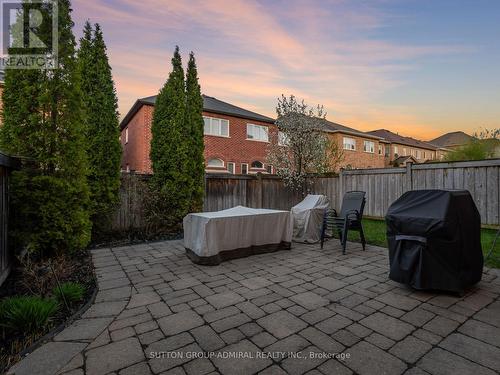 110 White Spruce Crescent, Vaughan, ON - Outdoor