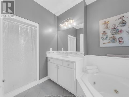 198 Ellison Avenue, Leamington, ON - Indoor Photo Showing Bathroom