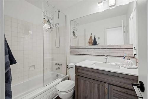 247 Tufnell Drive, Winnipeg, MB - Indoor Photo Showing Bathroom