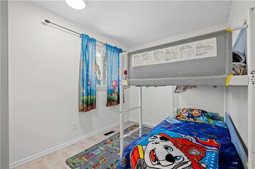 247 Tufnell Drive, Winnipeg, MB - Indoor Photo Showing Bedroom
