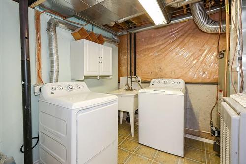 86 Benziger Lane, Stoney Creek, ON - Indoor Photo Showing Laundry Room