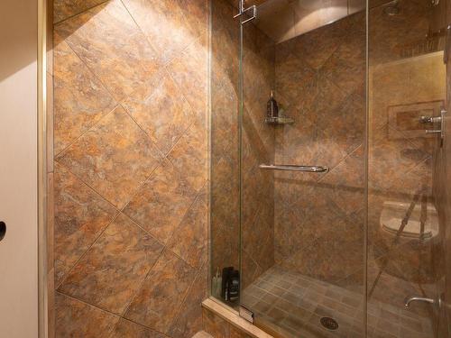 Bathroom - 299 London Drive, Beaconsfield, QC - Indoor Photo Showing Bathroom