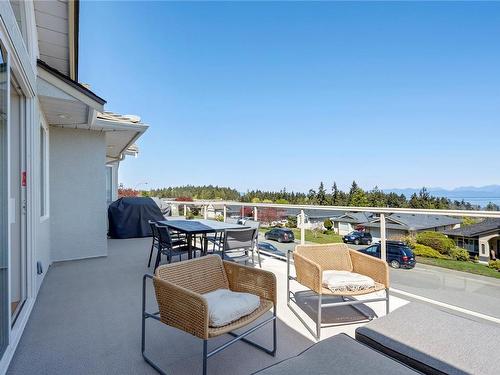 3983 Gulfview Dr, Nanaimo, BC - Outdoor With Exterior