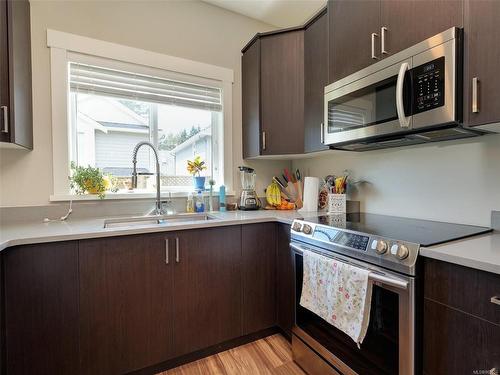 3411 Fuji Crt, Langford, BC - Indoor Photo Showing Kitchen With Double Sink