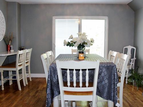 205 Second Street, Rainy River, ON - Indoor Photo Showing Dining Room