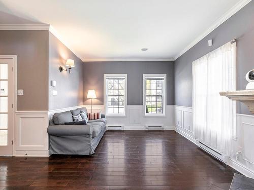 Dining room - 39 Rue De Tarascon, Blainville, QC - Indoor With Fireplace