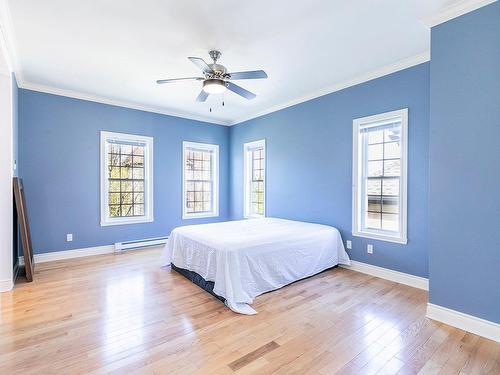 Master bedroom - 39 Rue De Tarascon, Blainville, QC - Indoor Photo Showing Bedroom