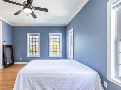 Master bedroom - 39 Rue De Tarascon, Blainville, QC - Indoor Photo Showing Bedroom