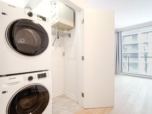 Laundry room - 612-1485 Rue Des Bassins, Montréal (Le Sud-Ouest), QC - Indoor Photo Showing Laundry Room